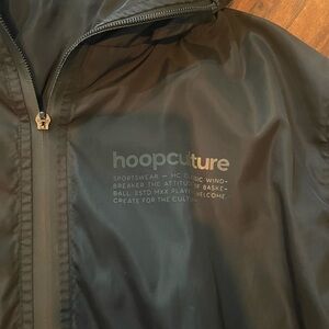Hoop Culture windbreaker size small